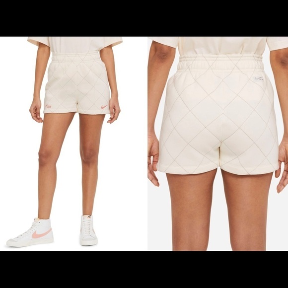 Nike quilted embroidered fleece shorts (matching tee also for sale) XS - Picture 1 of 5